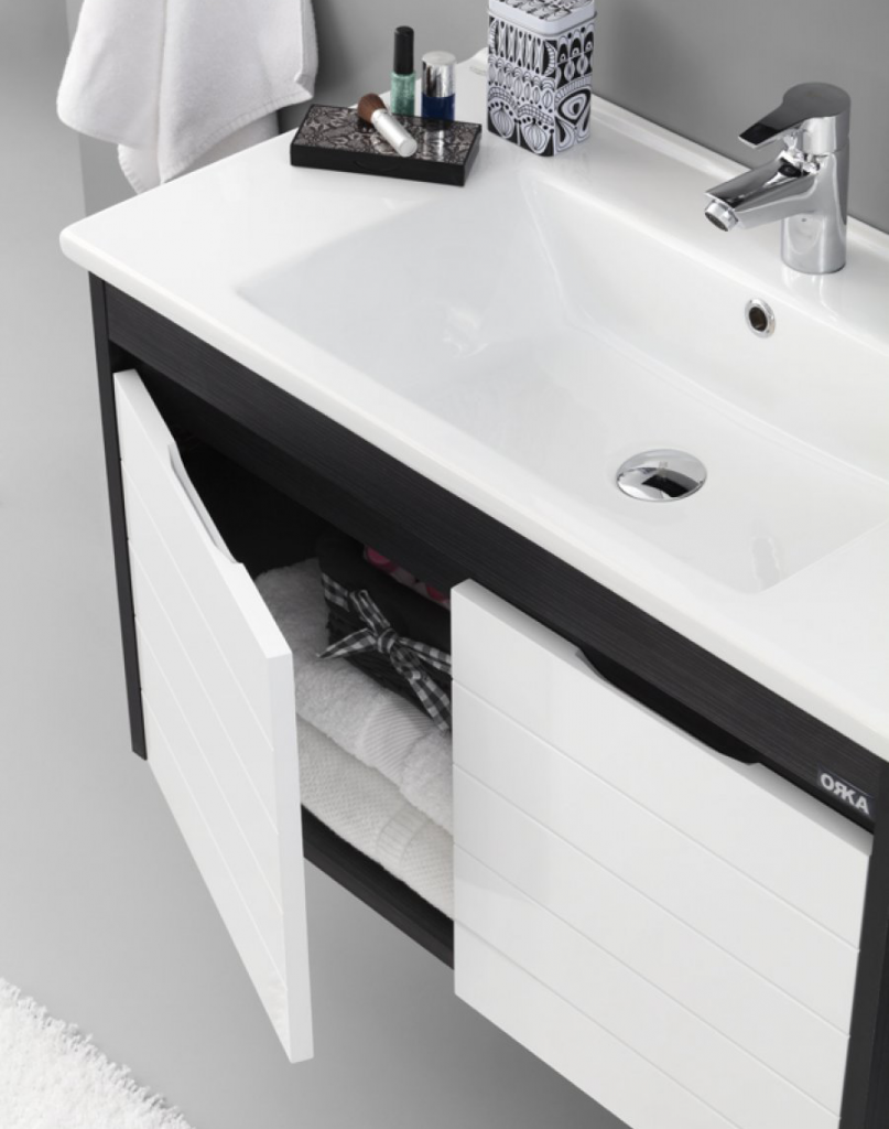 Ezine Vanity Set from ORKA's Silver collection